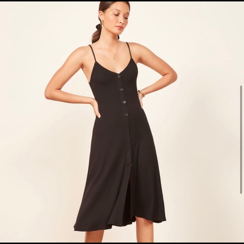 REFORMATION DRESS BLACK SIZE SMALL